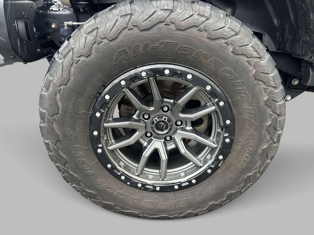 Used 2022 Jeep Gladiator Rubicon w/ LED Lighting Group image 9