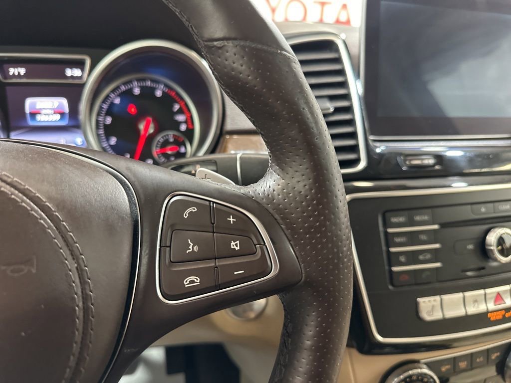 Used 2017 Mercedes-Benz GLS 450 4MATIC image 30