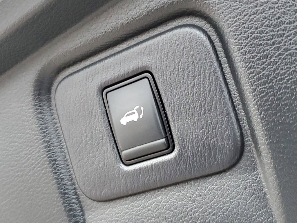 Used 2017 Nissan Murano S image 36