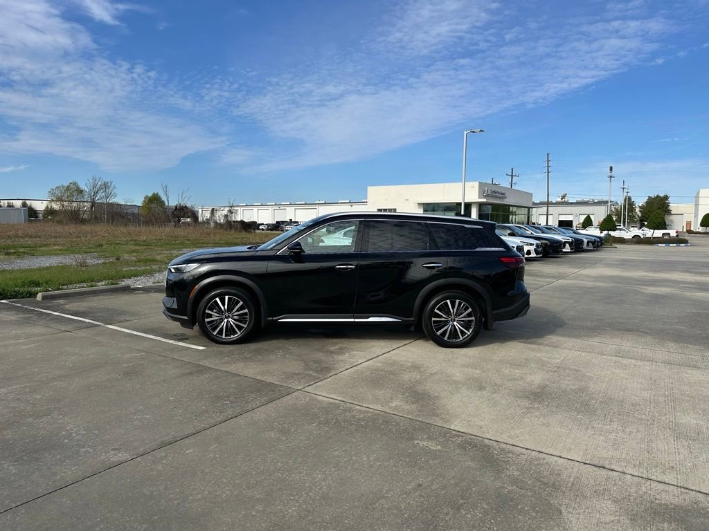 Used 2024 INFINITI QX60 Sensory w/ Vision Package image 6