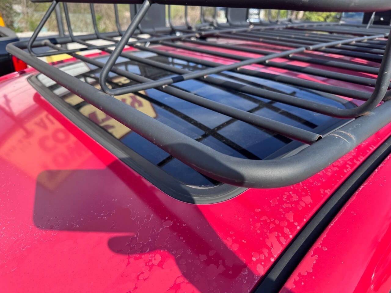 Used 2004 Pontiac Vibe w/ Moon And Tunes Value Package image 5