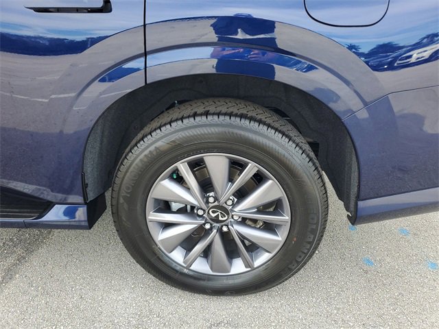 Used 2025 INFINITI QX80 Pure image 9