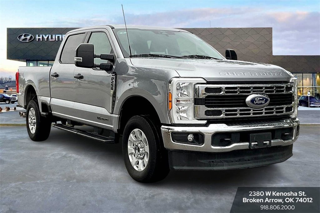 Used 2024 Ford F250 XLT image 2
