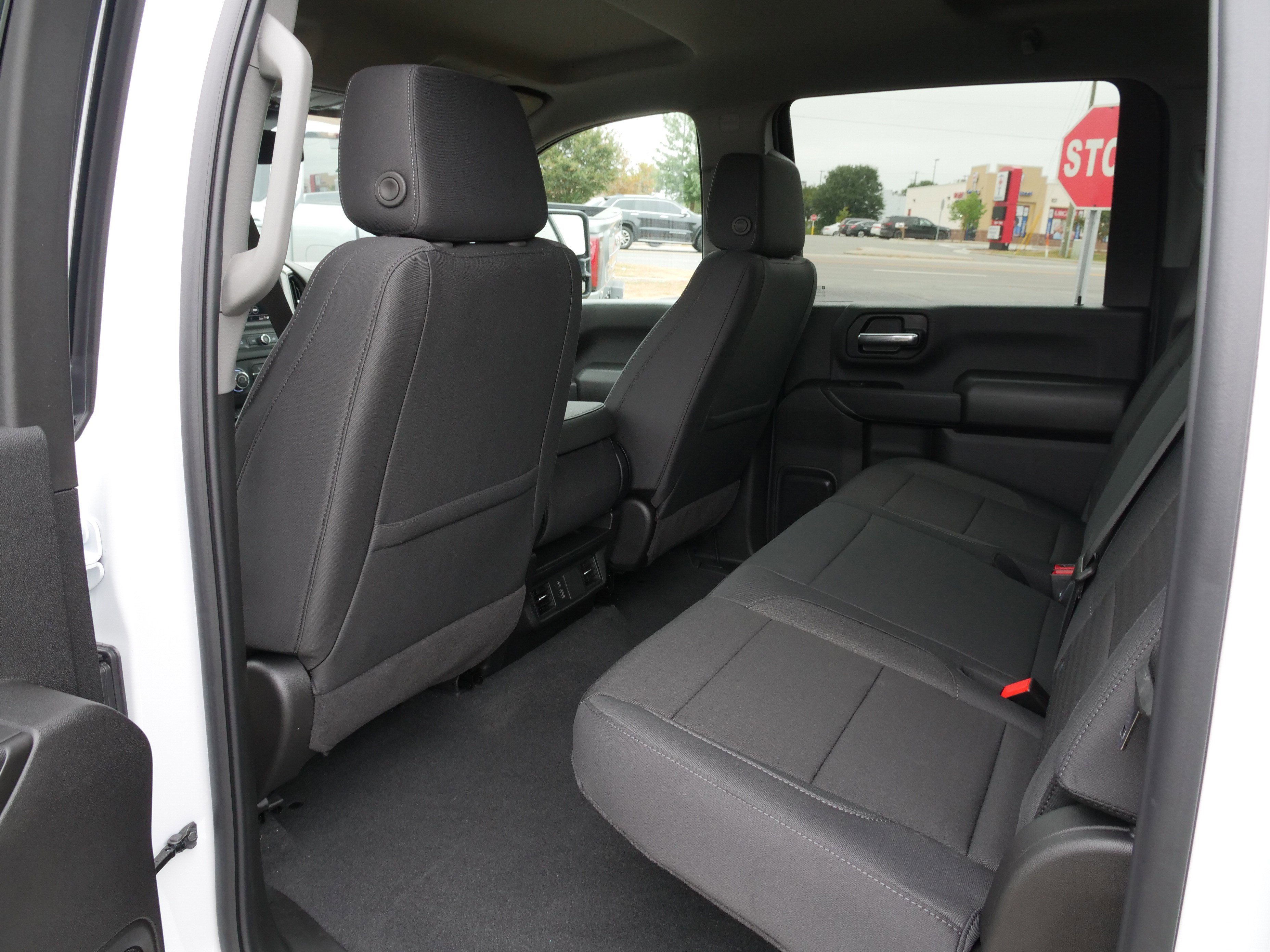 New 2025 Chevrolet Silverado 2500 Custom w/ Custom Value Package image 15