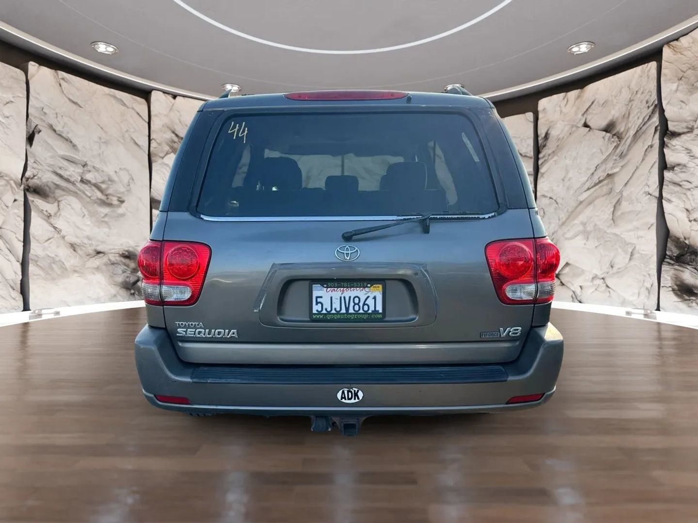 Used 2005 Toyota Sequoia SR5 RWD image 7