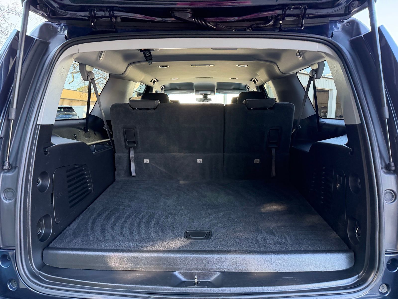 Used 2019 Chevrolet Suburban LS image 35