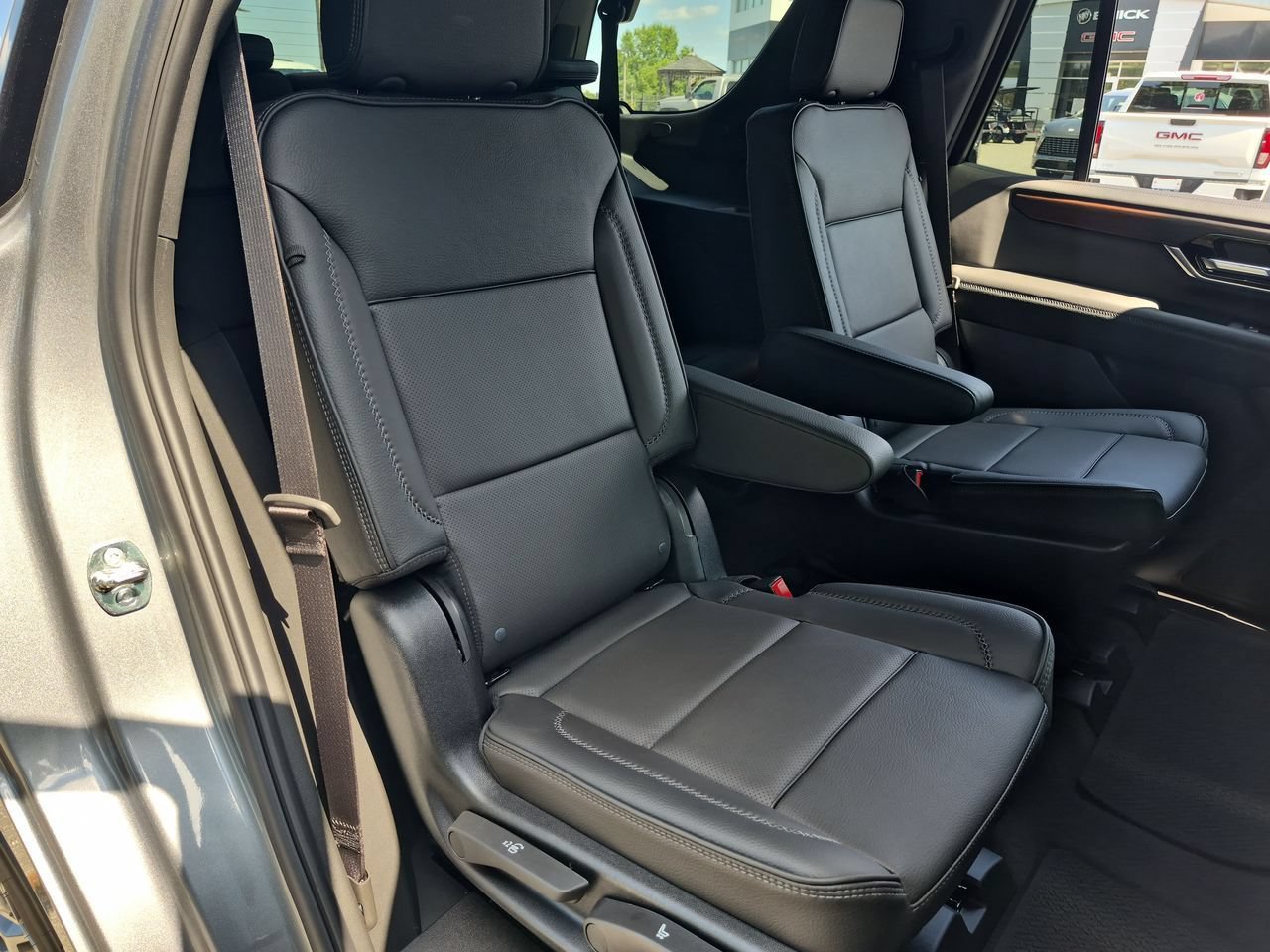 New 2026 GMC Yukon Denali AWD/4WD image 27