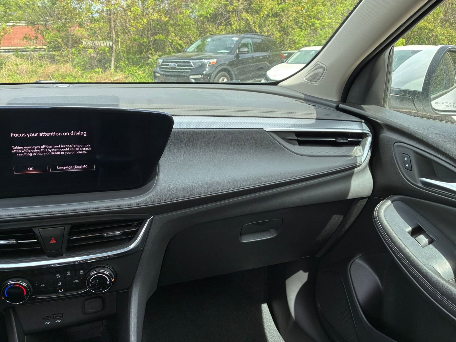 Used 2025 Buick Encore GX Preferred AWD/4WD image 33