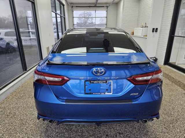 Used 2018 Toyota Camry XSE image 3
