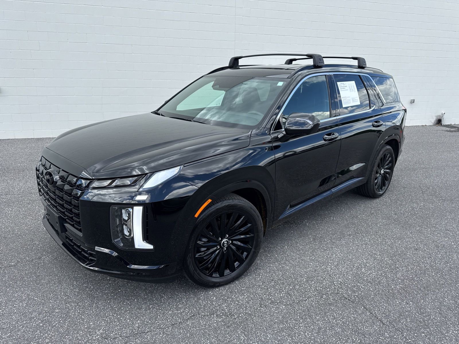 Used 2025 Hyundai Palisade Calligraphy AWD/4WD image 1