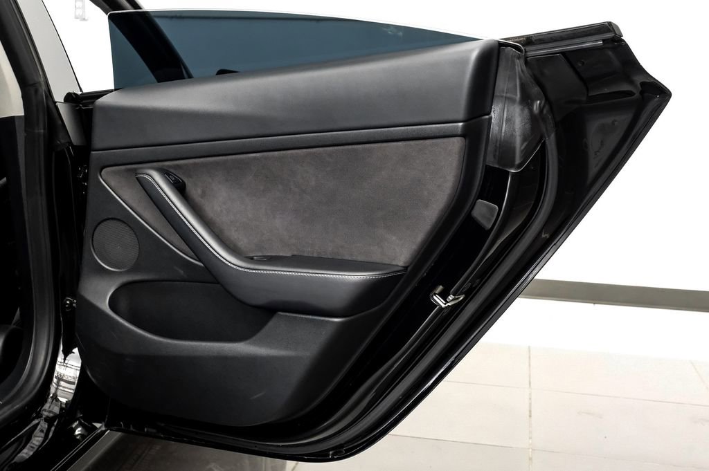 Used 2023 Tesla Model 3 Standard Range RWD image 47