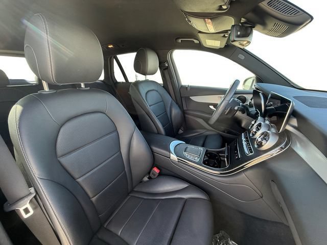 Used 2022 Mercedes-Benz GLC 300 image 16