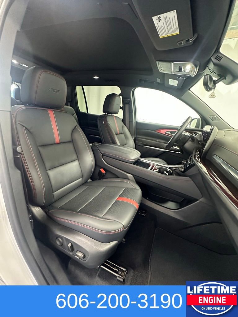 Used 2024 Chevrolet Traverse RS image 23