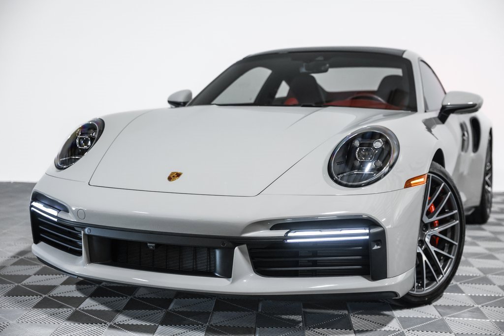 Used 2022 Porsche 911 Turbo image 10