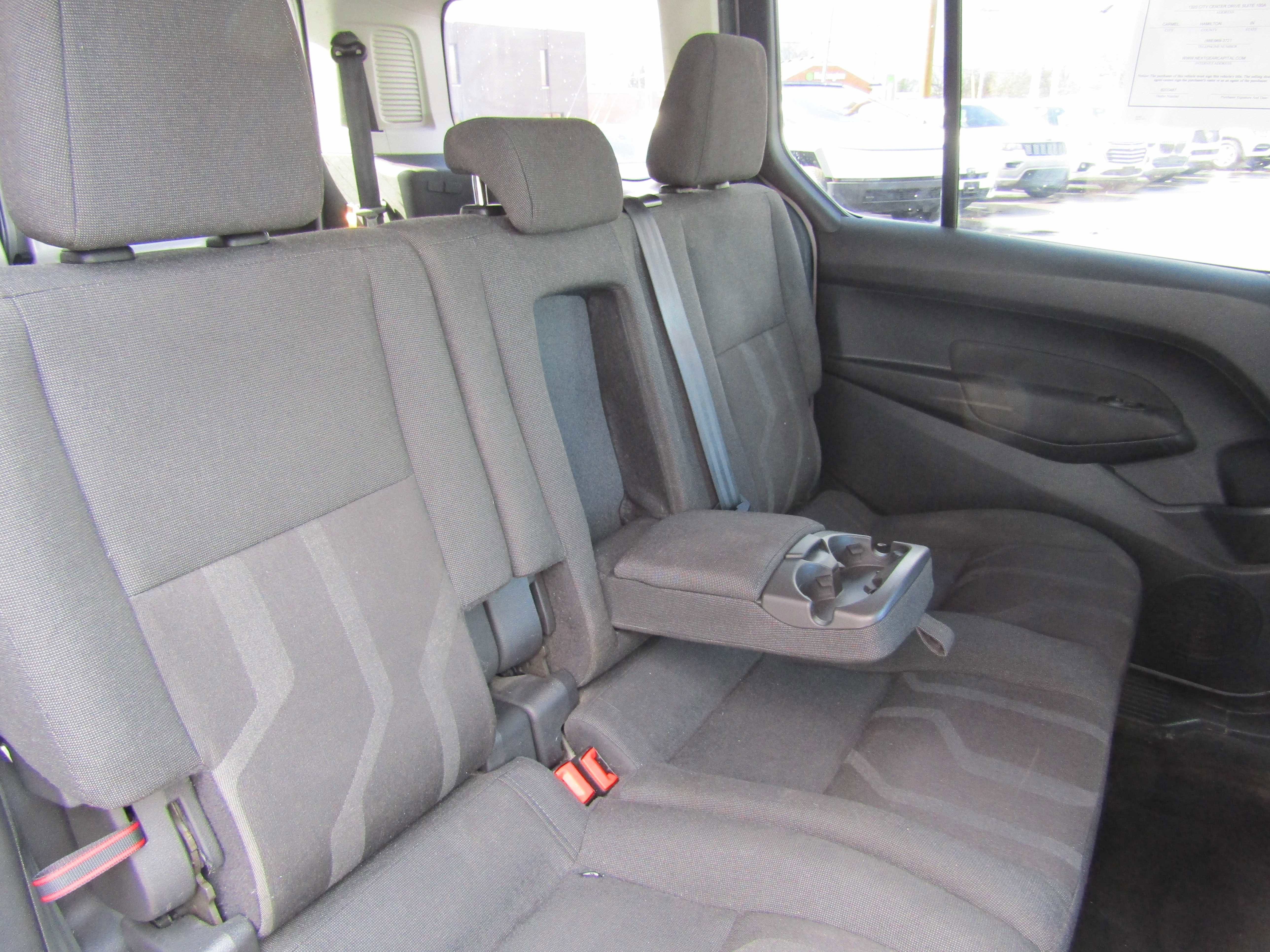 Used 2018 Ford Transit Connect XLT image 22