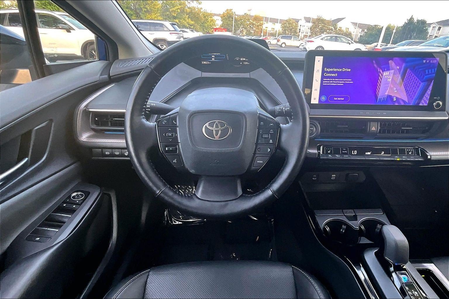 Used 2025 Toyota Prius XLE FWD image 5