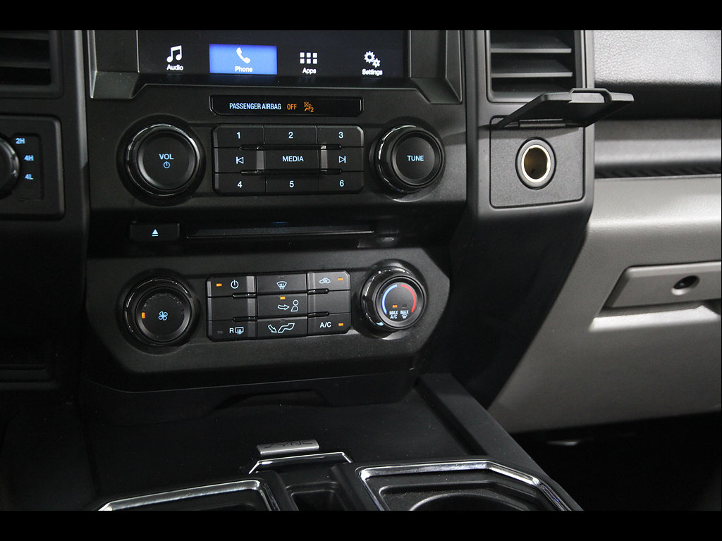 Used 2018 Ford F150 XL w/ Equipment Group 101A Mid AWD/4WD image 14