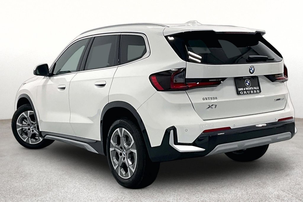 New 2027 BMW X1 xDrive28i AWD/4WD image 3