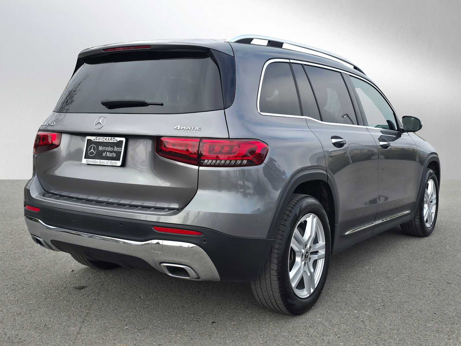 Used 2020 Mercedes-Benz GLB 250 4MATIC image 3