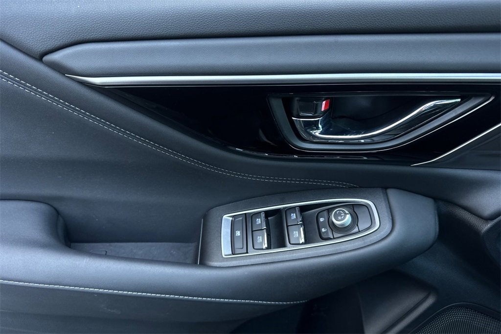 Used 2024 Subaru Outback Limited image 11