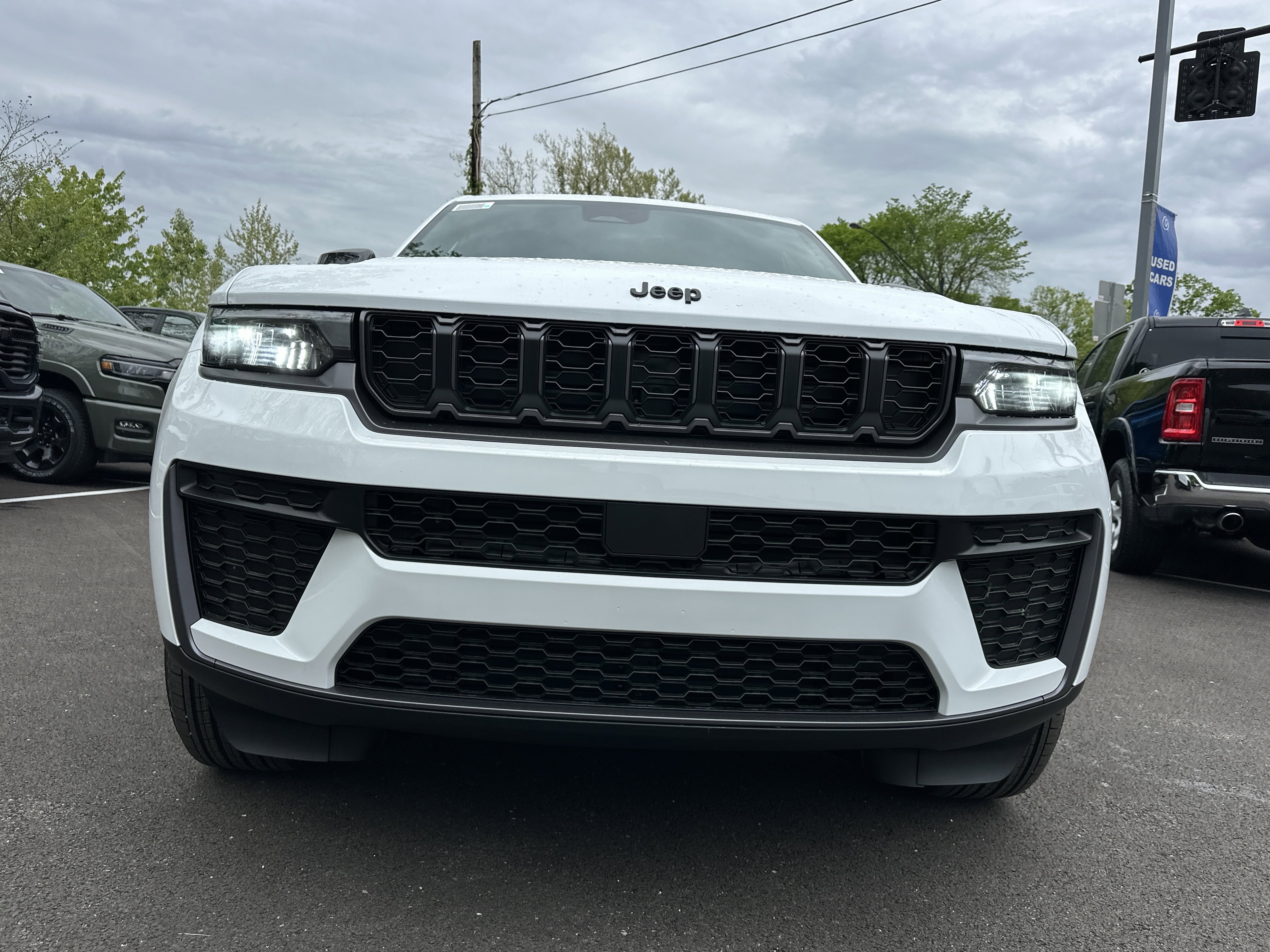 New 2026 Jeep Grand Cherokee L 4WD image 28