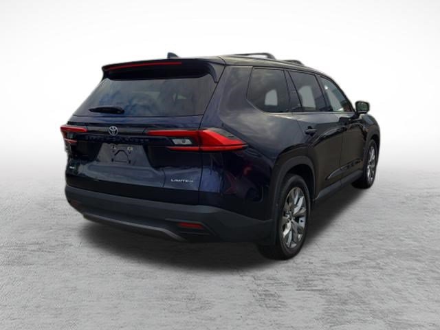 Certified 2024 Toyota Grand Highlander AWD image 7