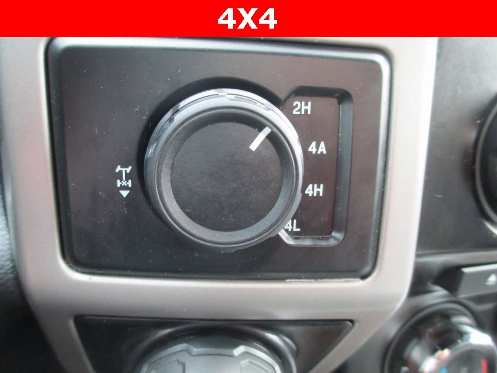 Used 2016 Ford F150 Lariat image 27