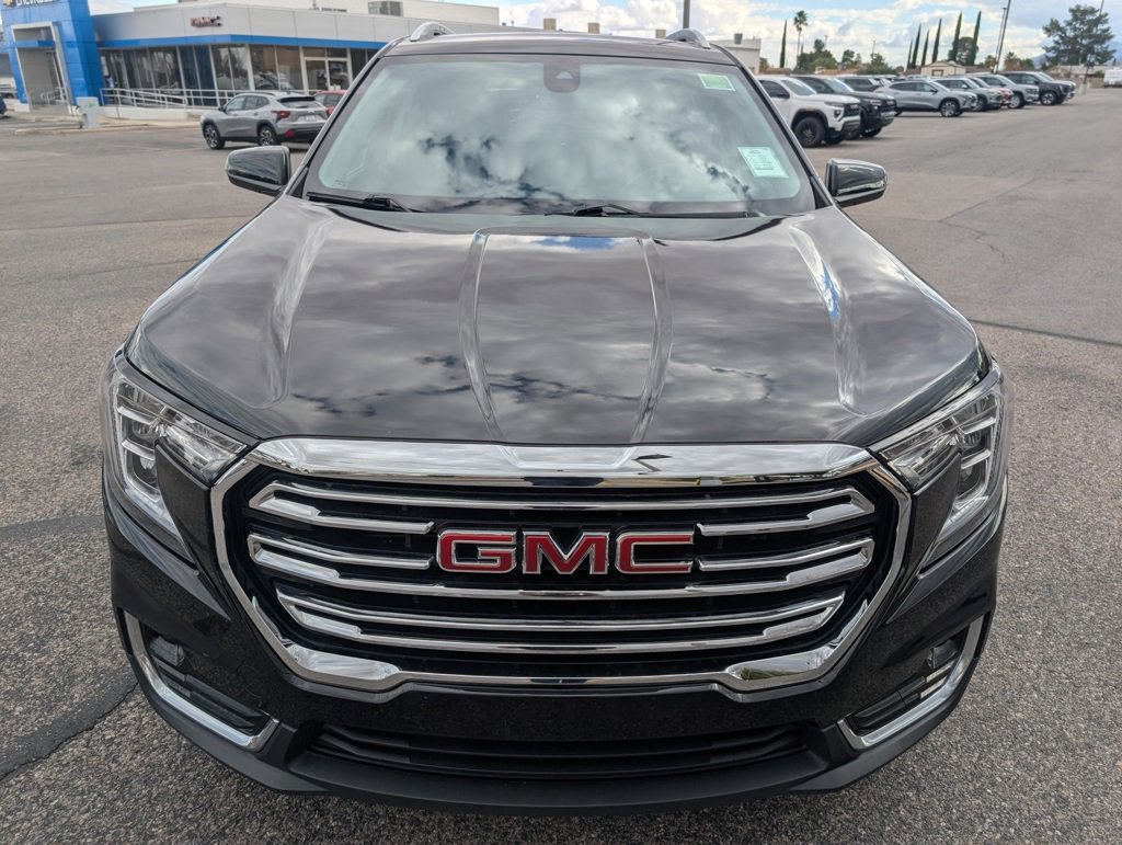Certified 2024 GMC Terrain SLT image 8