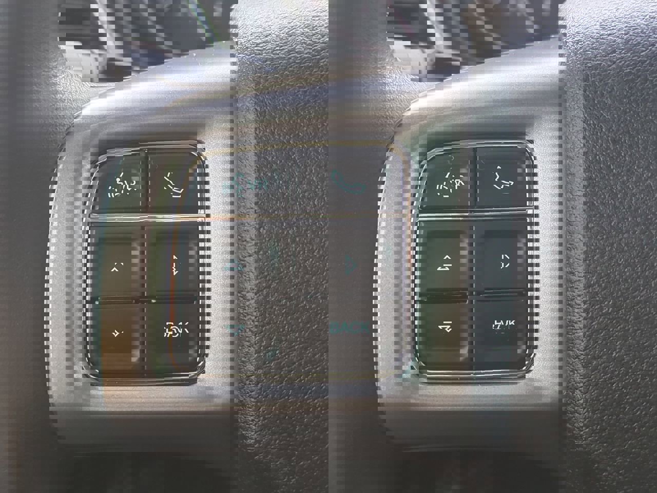 Used 2020 Dodge Journey Crossroad w/ Popular Equipment Group image 23