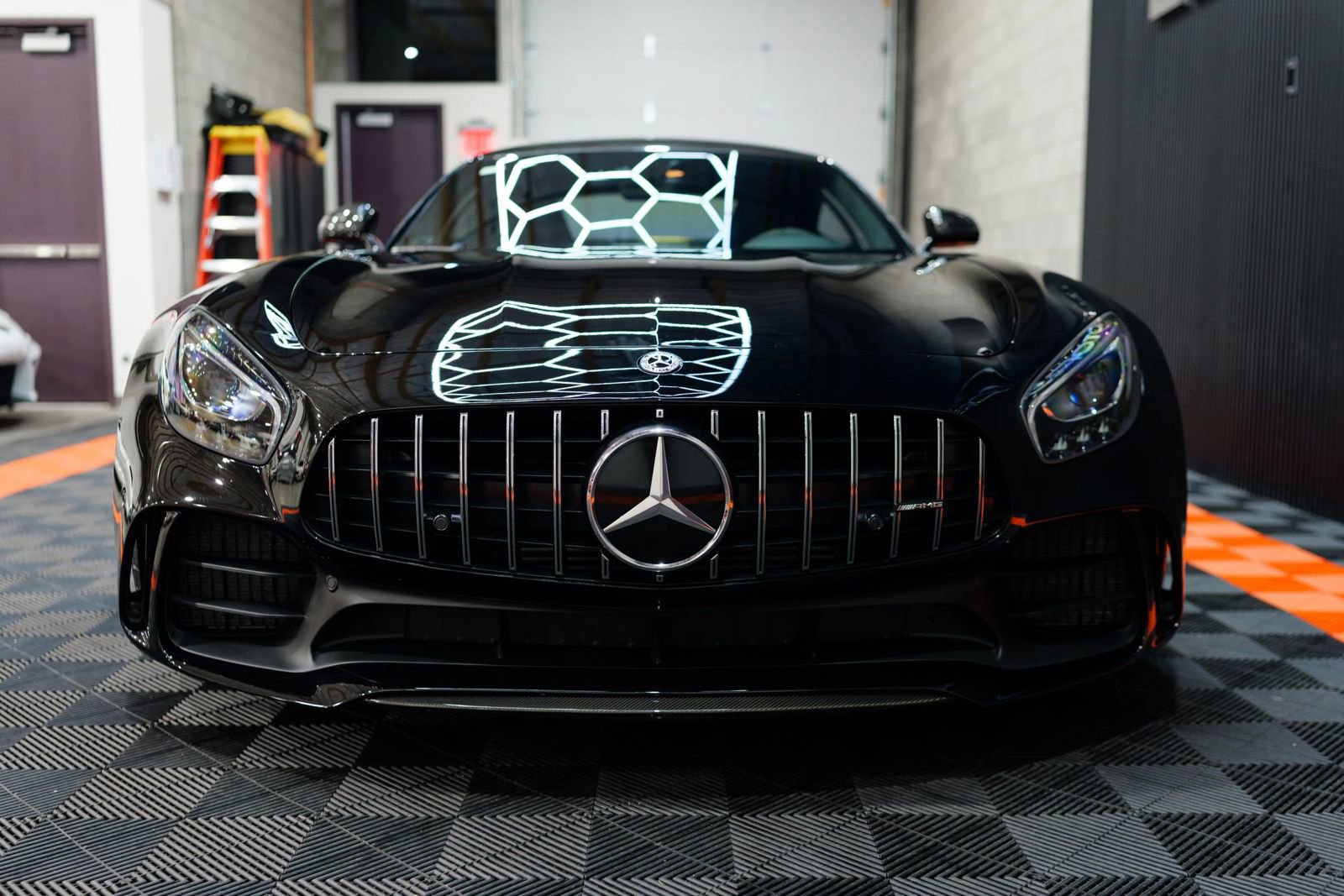 Used 2018 Mercedes-Benz AMG GT R image 17