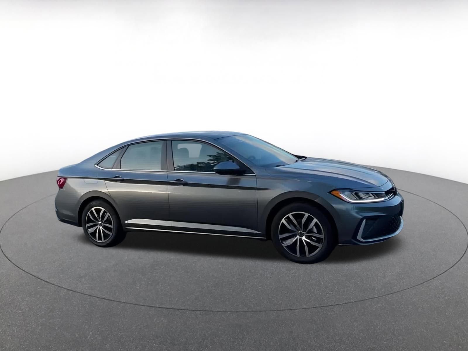 Used 2025 Volkswagen Jetta SE video 2