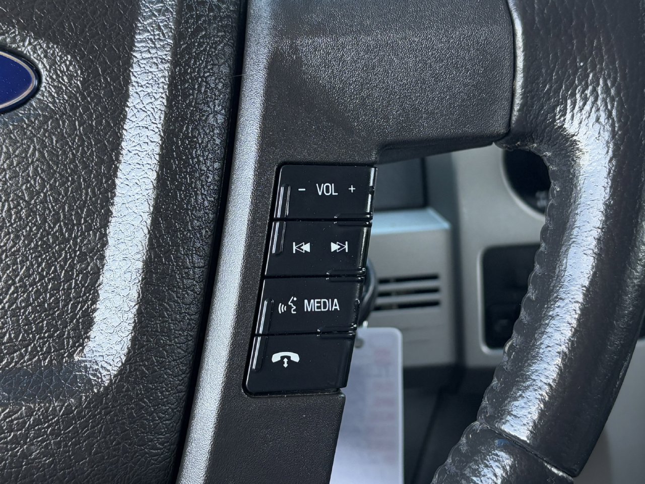 Used 2013 Ford F150 Lariat w/ Mid Equipment Group RWD image 17