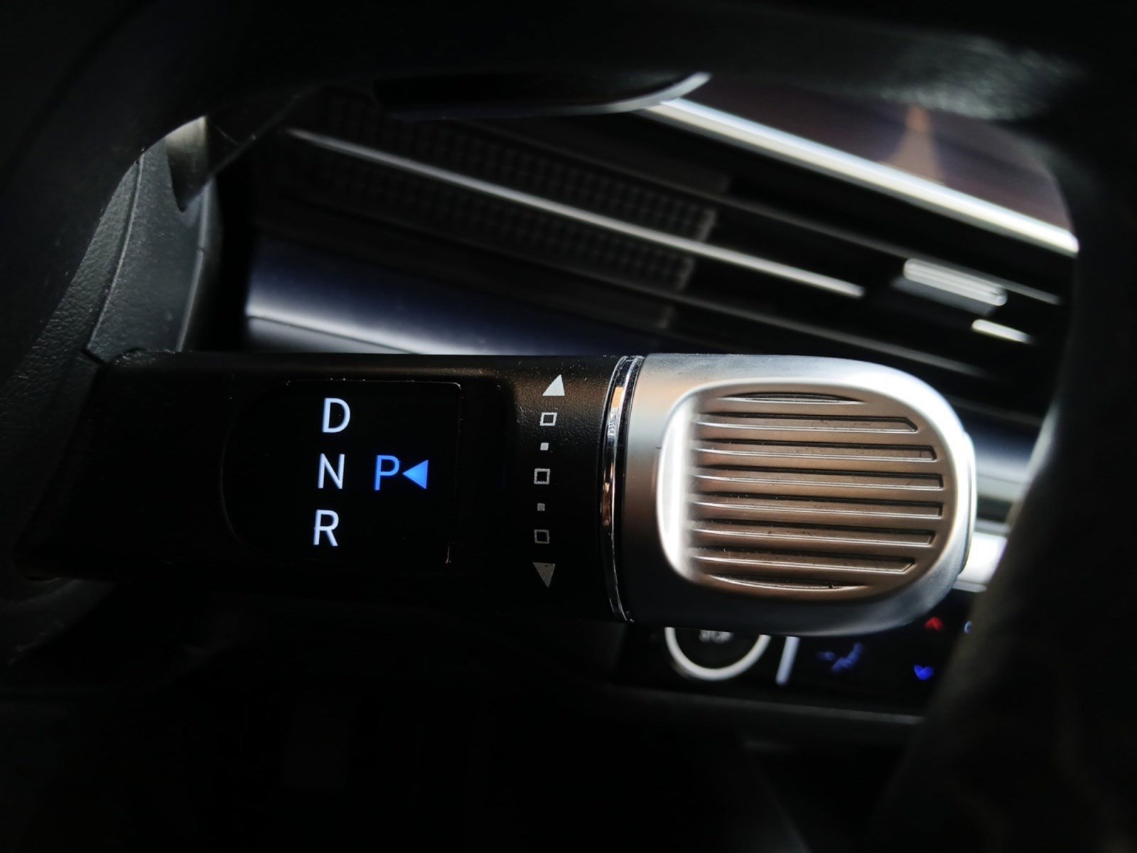 Used 2024 Hyundai Ioniq 6 SE image 21