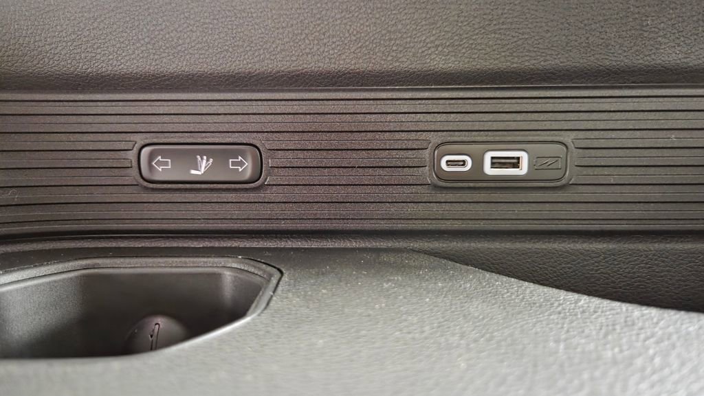 New 2025 Jeep Wagoneer Series III image 39