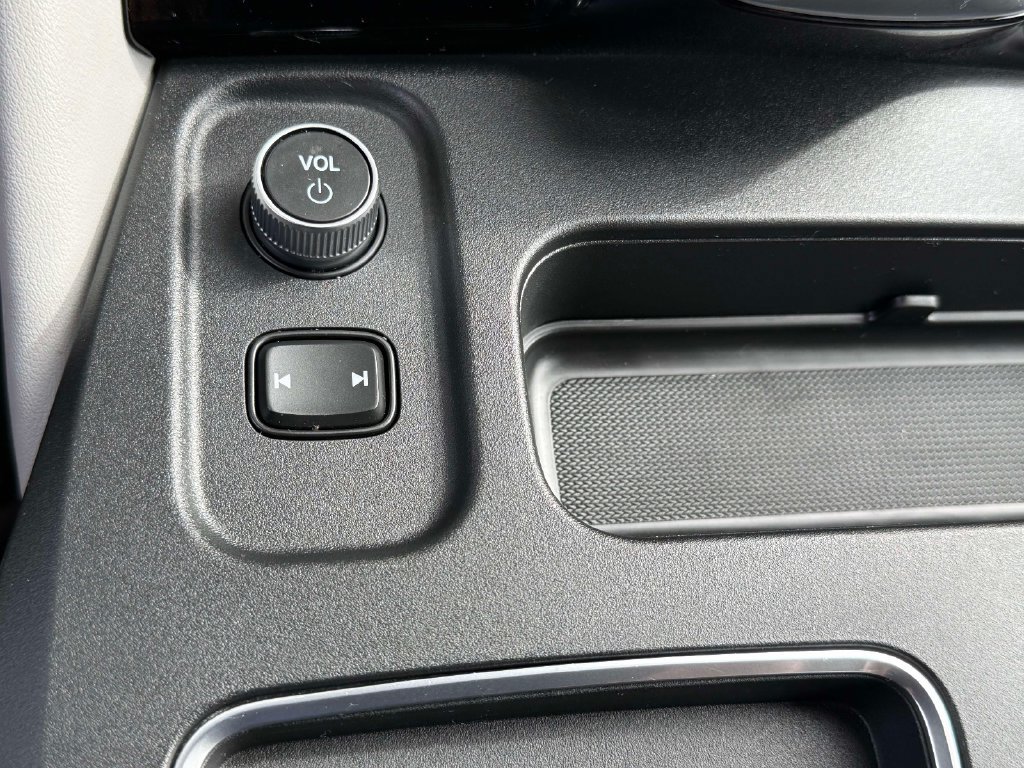 Certified 2025 Acura MDX w/ Technology Package AWD/4WD image 26
