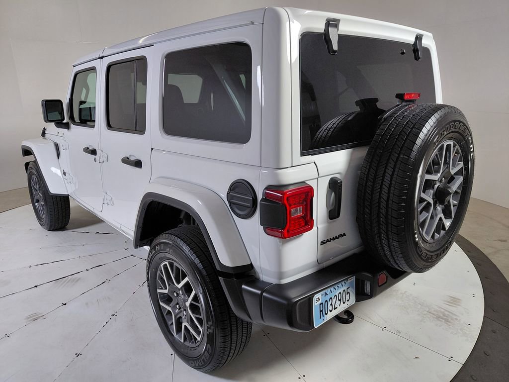 Certified 2025 Jeep Wrangler Unlimited Sahara AWD/4WD image 5