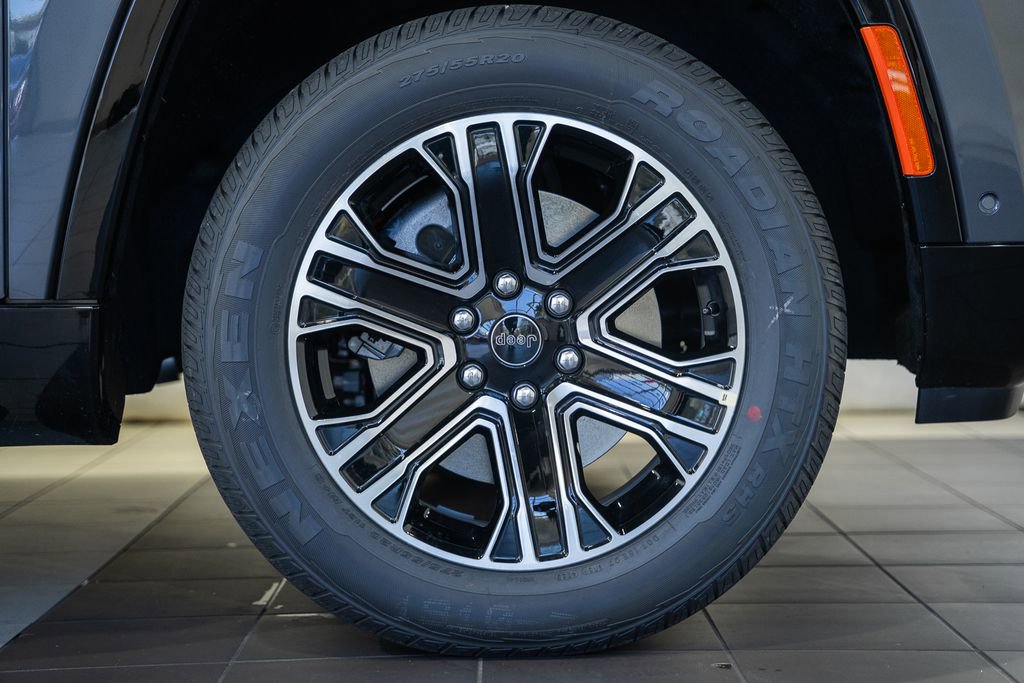 New 2026 Jeep Grand Wagoneer 4WD image 19