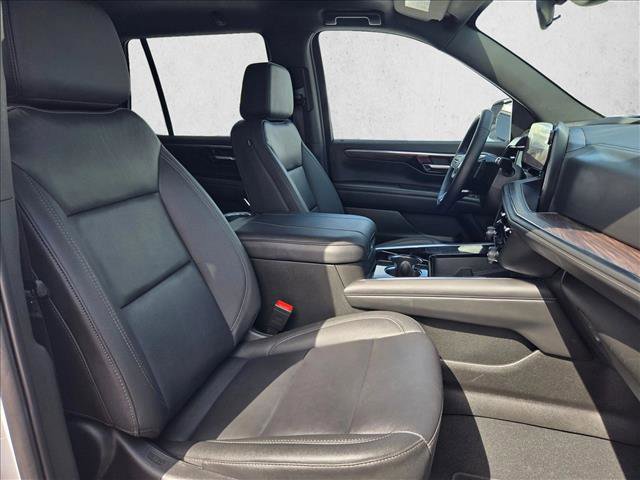 Used 2025 Chevrolet Tahoe LT image 25