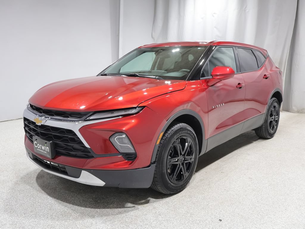 Used 2025 Chevrolet Blazer LT AWD/4WD image 7