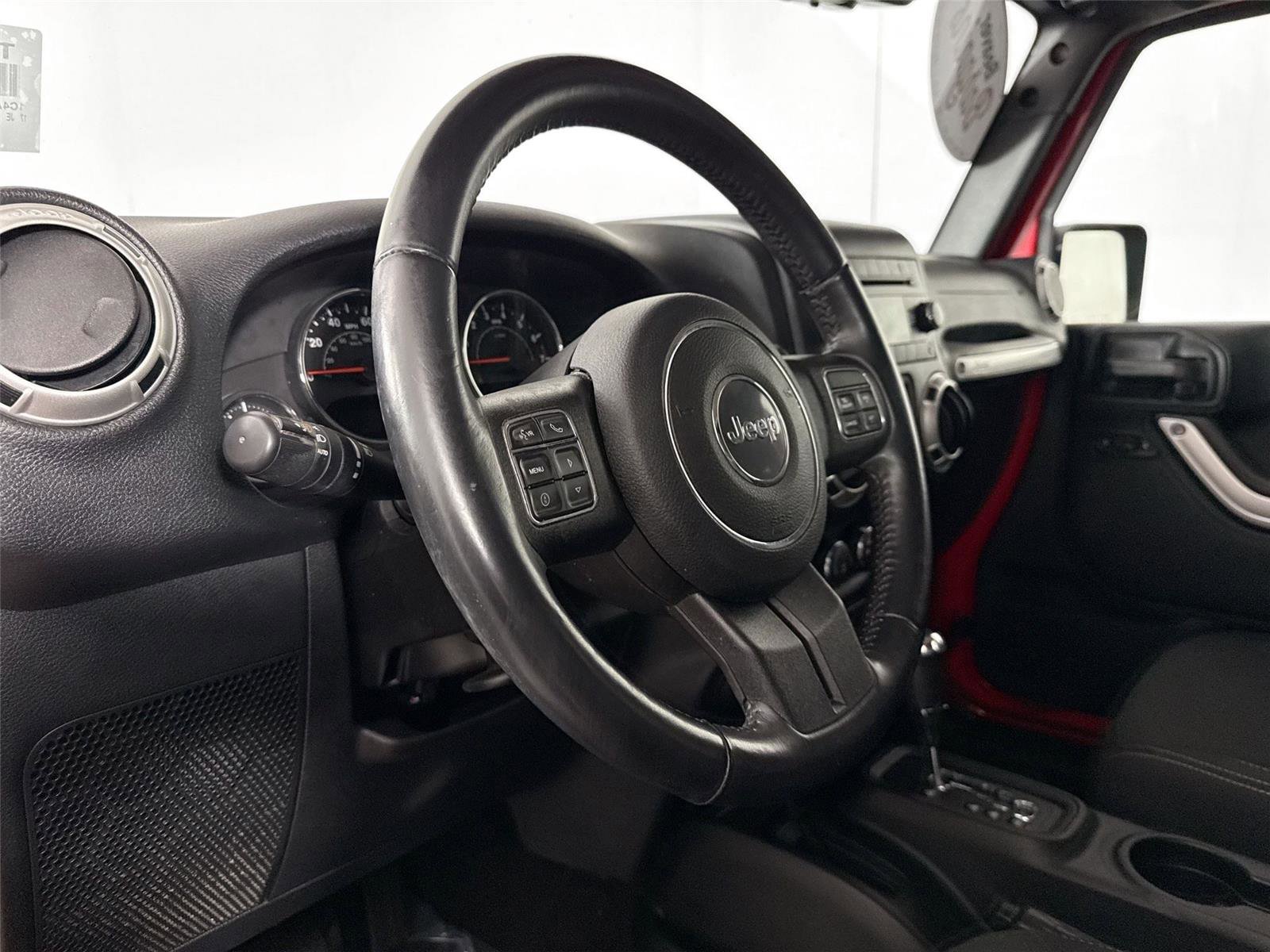 Used 2017 Jeep Wrangler Sahara w/ Connectivity Group image 4