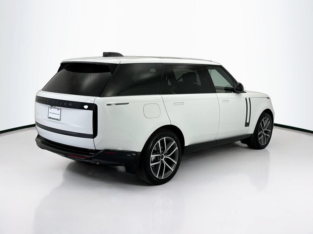 New 2026 Land Rover Range Rover Long Wheelbase SE AWD/4WD image 5