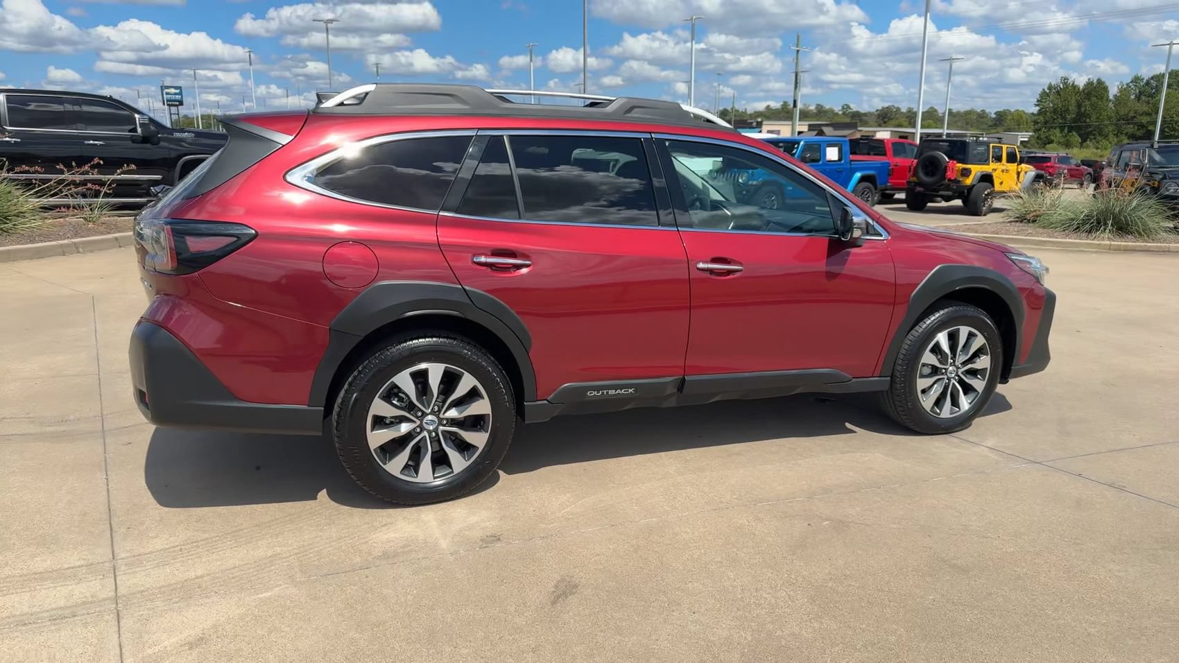 Used 2024 Subaru Outback Touring XT AWD/4WD image 9