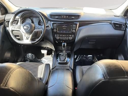 Used 2022 Nissan Rogue Sport SV w/ Technology Package AWD/4WD image 9