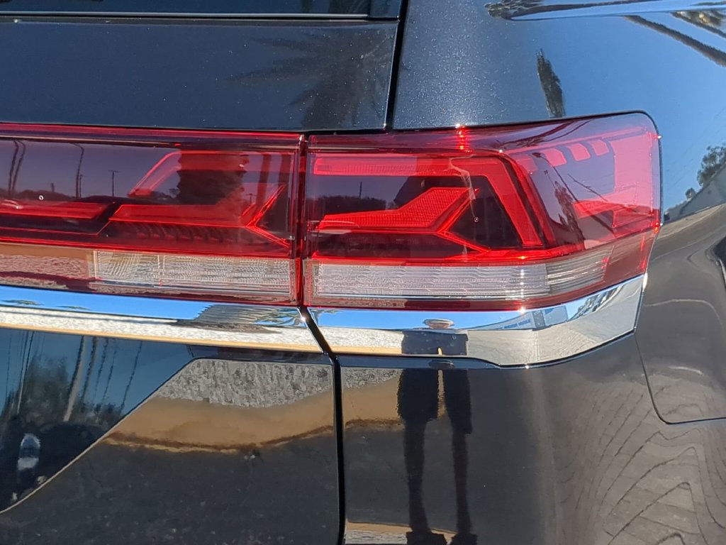 New 2026 Volkswagen Atlas SE FWD image 8