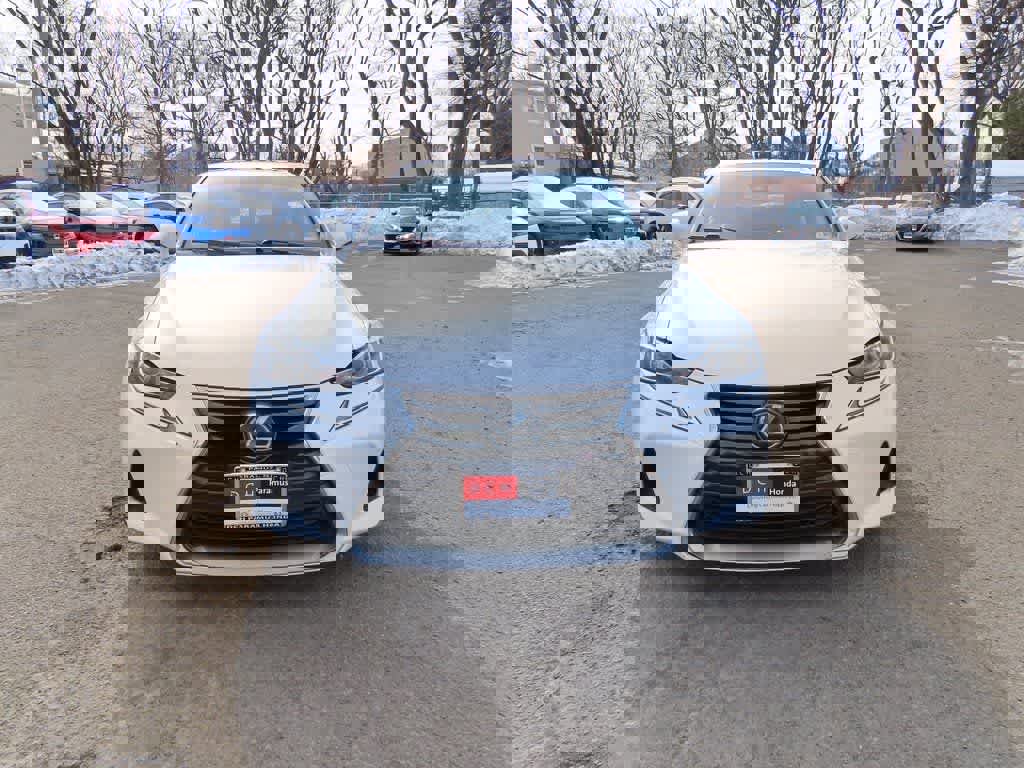 Used 2019 Lexus IS 300 image 6