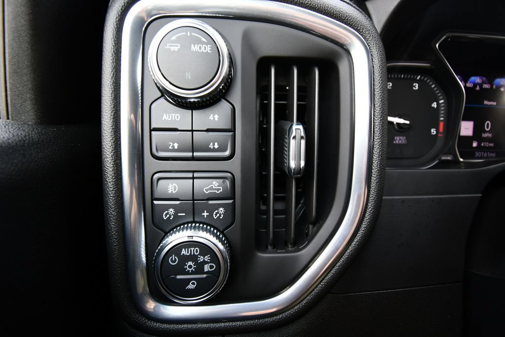 Used 2021 GMC Sierra 3500 Denali AWD/4WD image 25