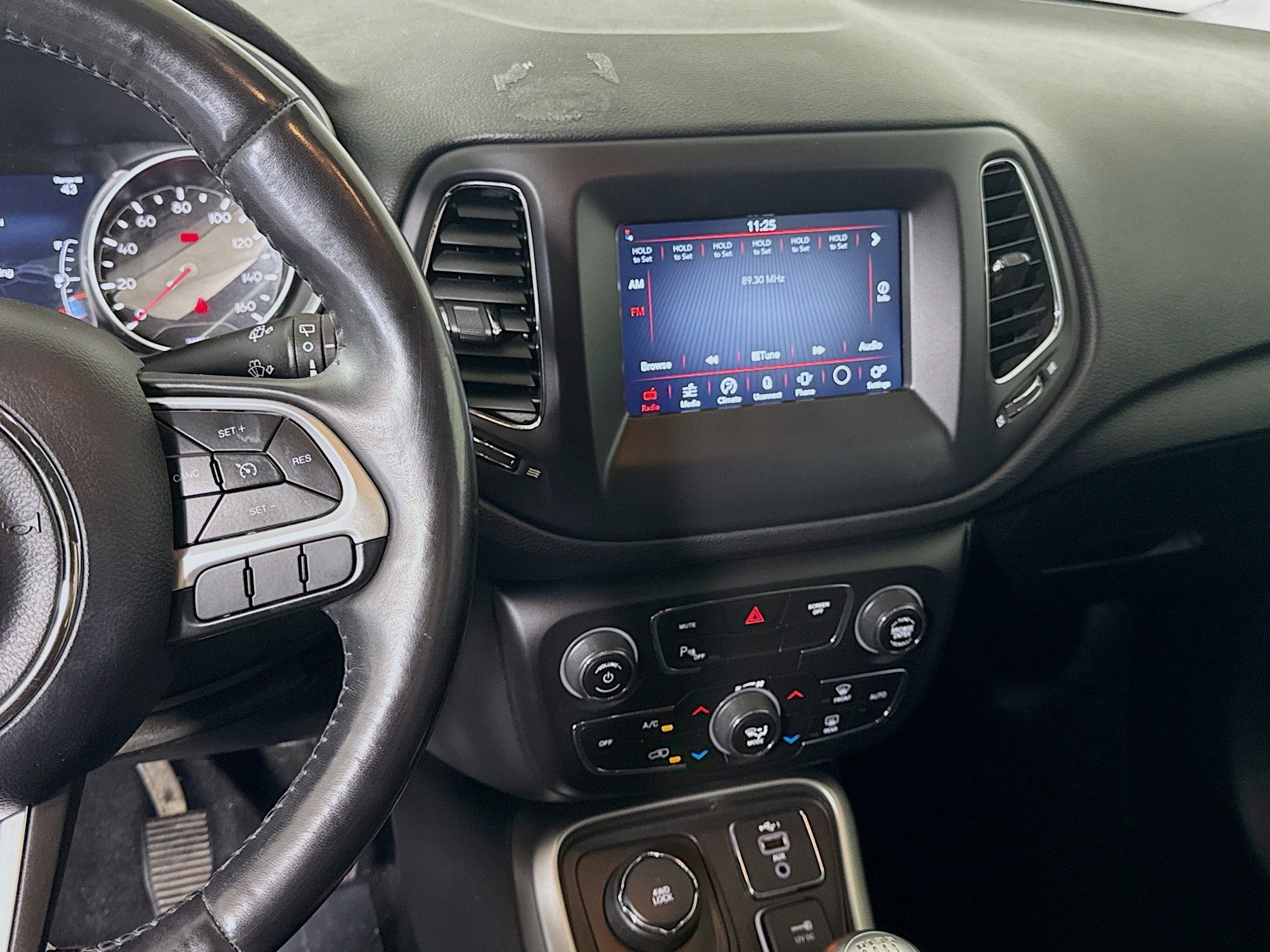 Used 2019 Jeep Compass Sport w/ Cold Weather Group image 18