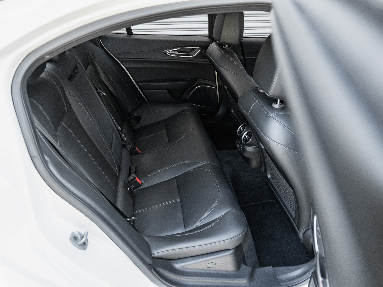 Used 2023 Alfa Romeo Giulia Sprint image 19