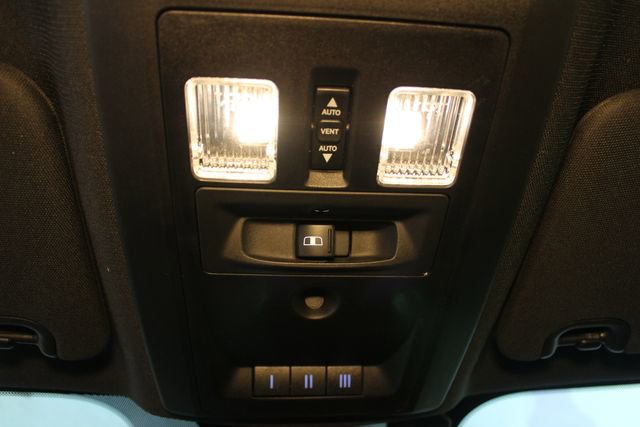 Used 2016 RAM 1500 Limited image 28