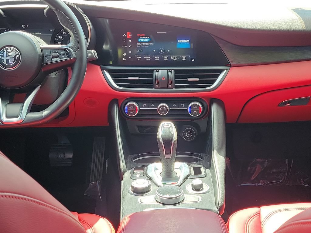 Used 2020 Alfa Romeo Giulia w/ Quick Order Package 22K Sport RWD image 15